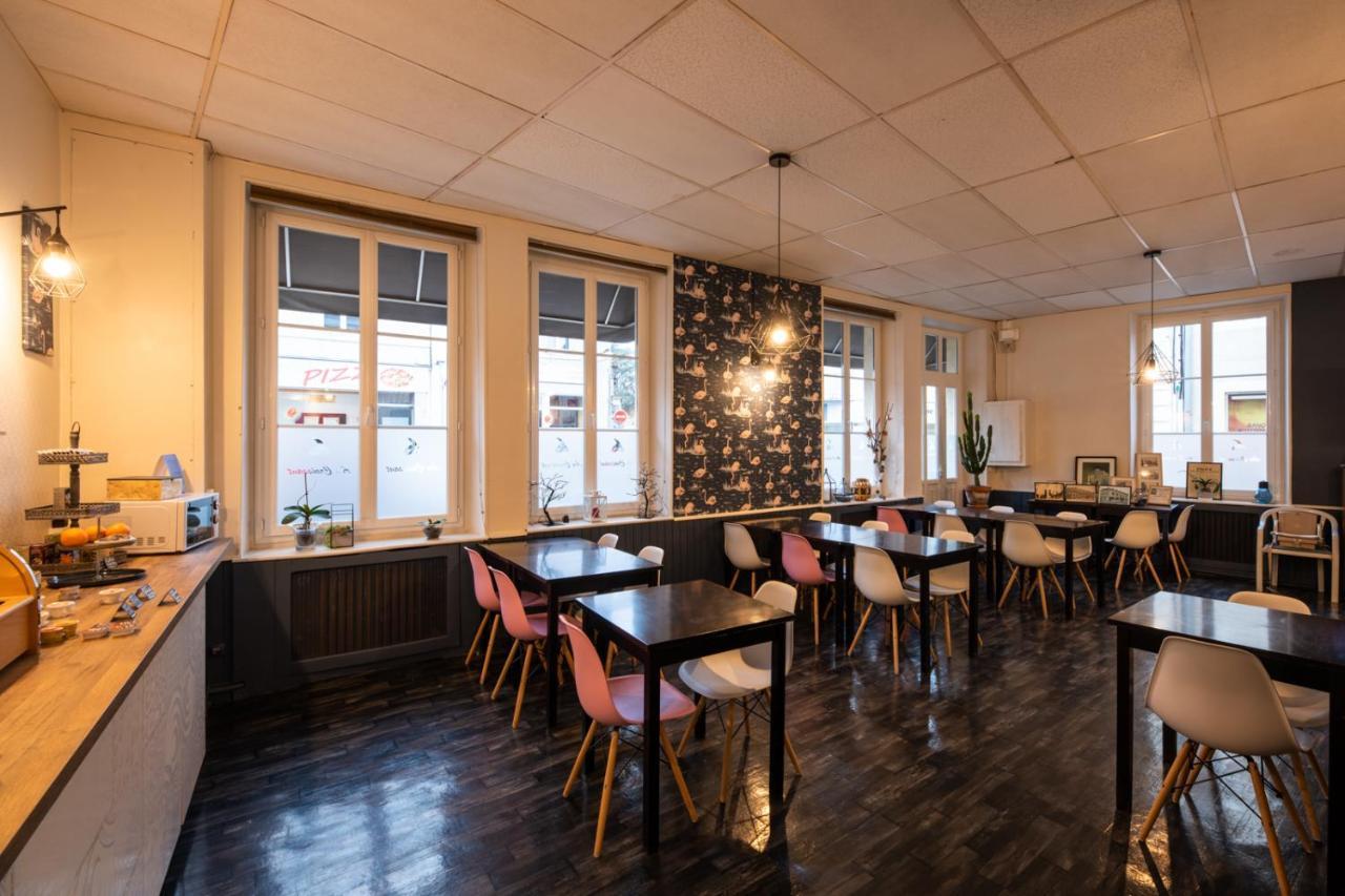 Logis Hotel Au Croissant Buzançais Dış mekan fotoğraf