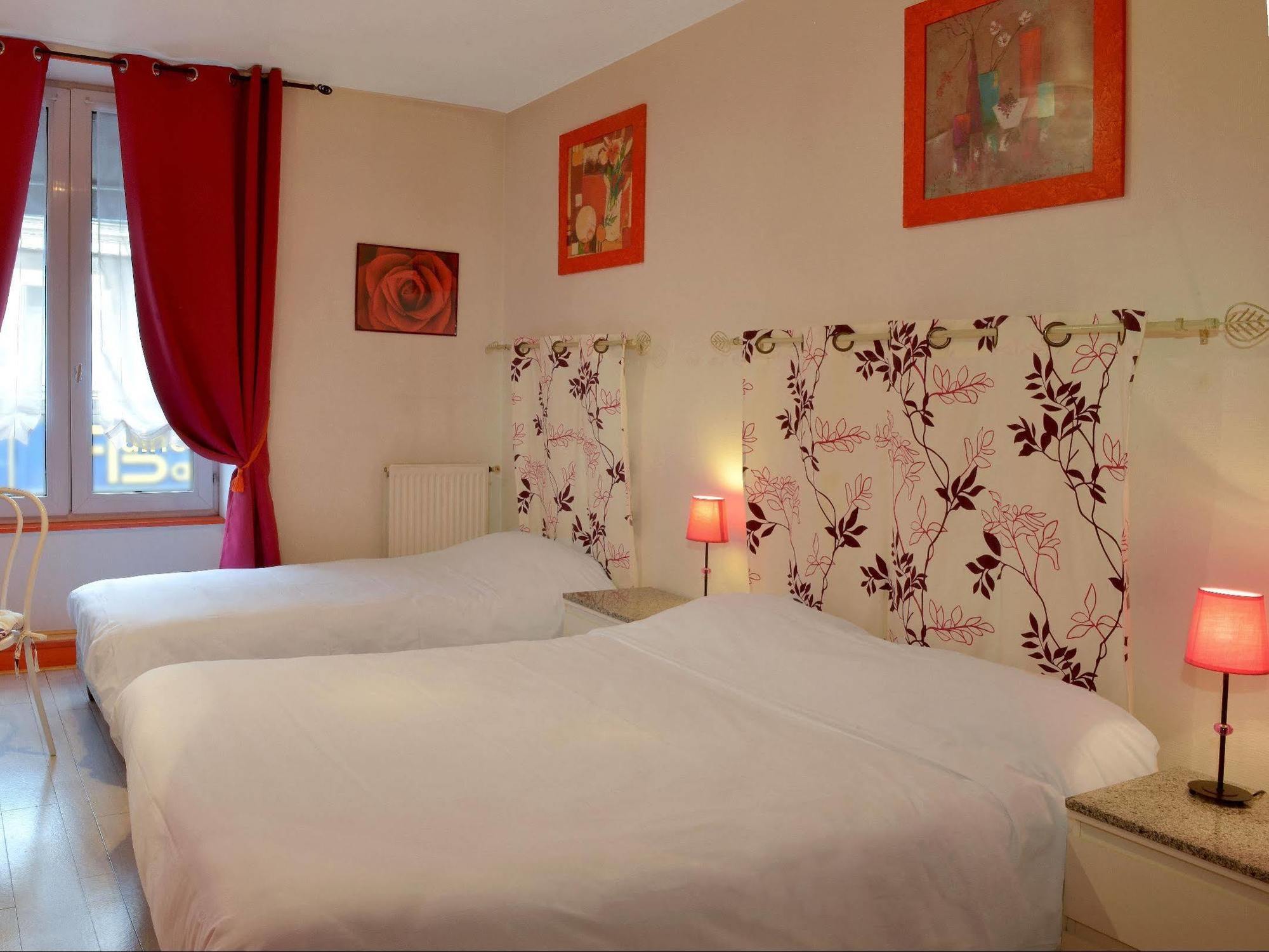 Logis Hotel Au Croissant Buzançais Dış mekan fotoğraf